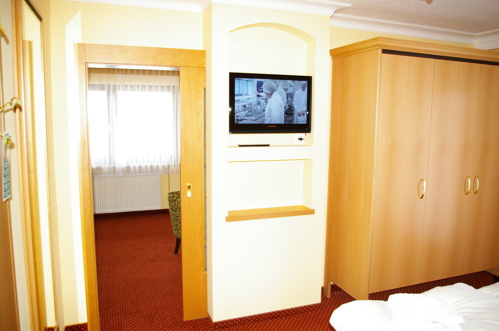 בודנמאיס Wellness- Und Vitalhotel Boehmhof מראה חיצוני תמונה